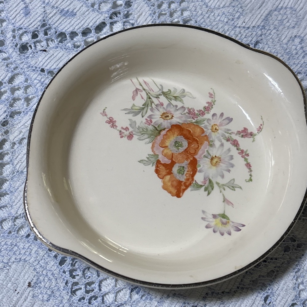 Platinum Trim Universal Potteries Cambridge Oven Proof POPPY LUG BOWL